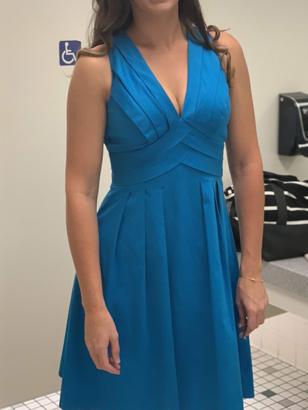 Calvin Klein, Vintage, Sleeveless V-Neck Pleated Blue Women’s Dress - Picture 6 of 11